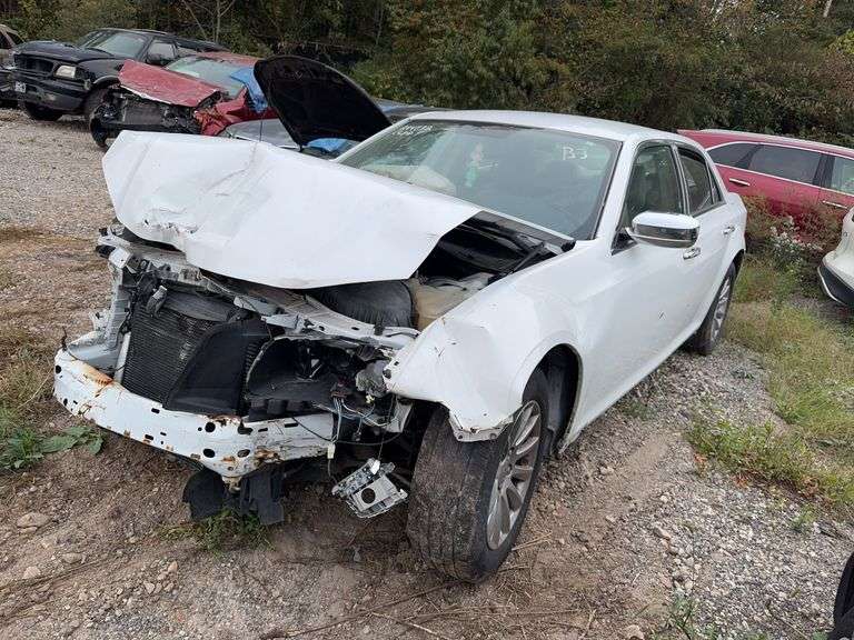 . 2013 CHRYSLER 300 2C3CCAAG2DH507851