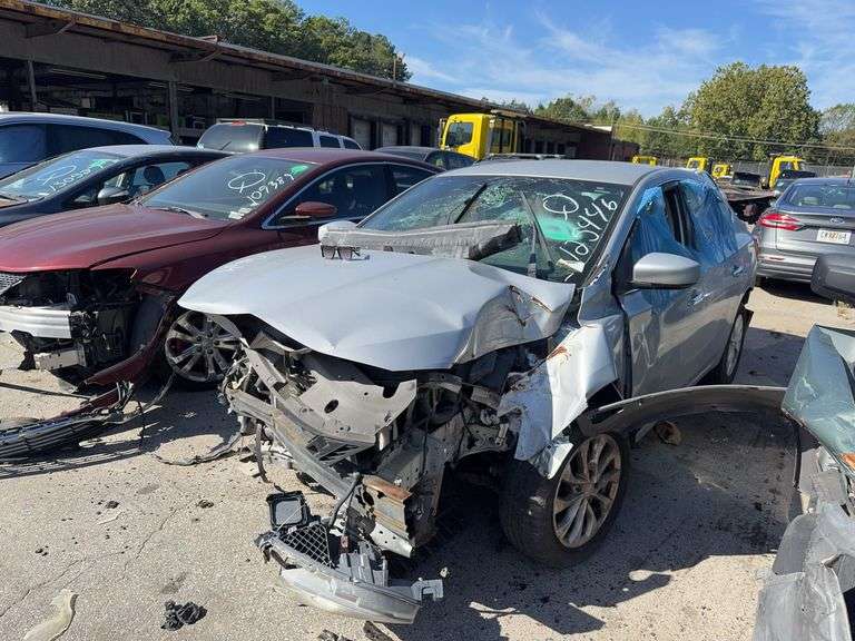 Parts Only 18 NISSAN SENTRA 3N1AB7AP3JY286357