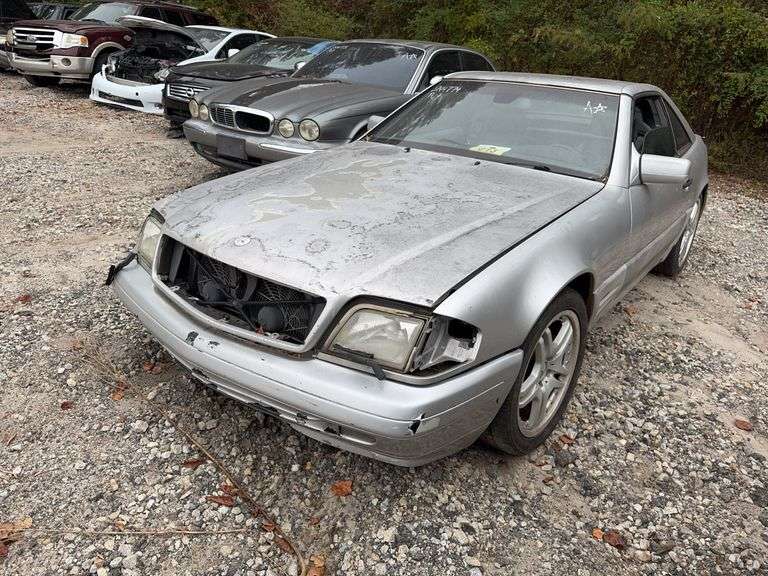 . 1998 MERCEDES SL500 WDBFA67F1WF164771