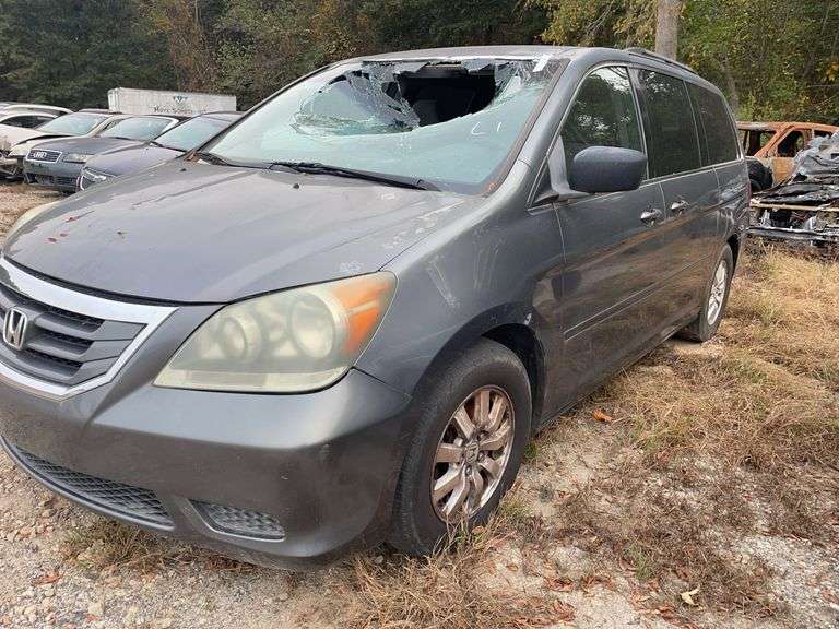 . 2010 HONDA ODYSSEY 5FNRL3H59AB046073