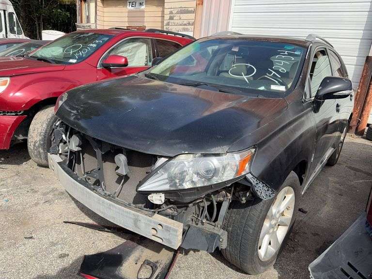 Parts Only 2011 LEXUS RX350 2T2ZK1BA2BC048066