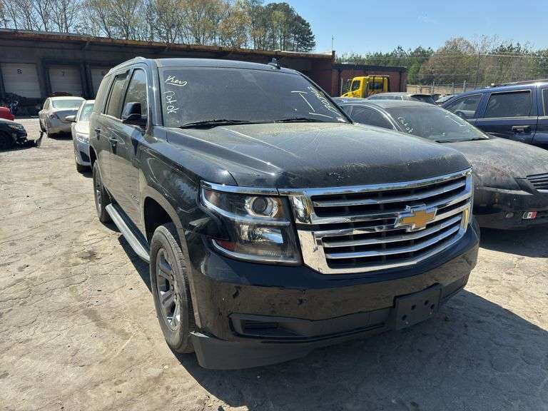 2018  CHEVY  TAHOE  1GNSKAKC5JR303151