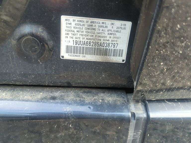 2005  ACURA  TL  19UUA66285A038797