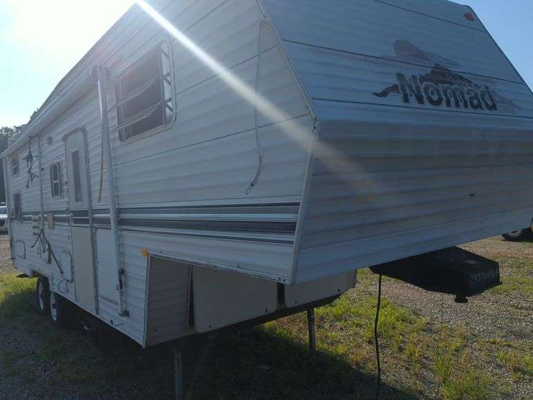 2000  SKYLINE CORPORATION  Nomad  1SN300P28YF002732