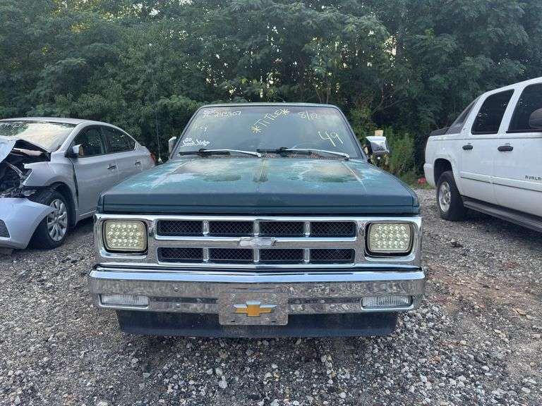 1993  CHEVROLET  S-10 Pickup  1GCCS19R9P8163594