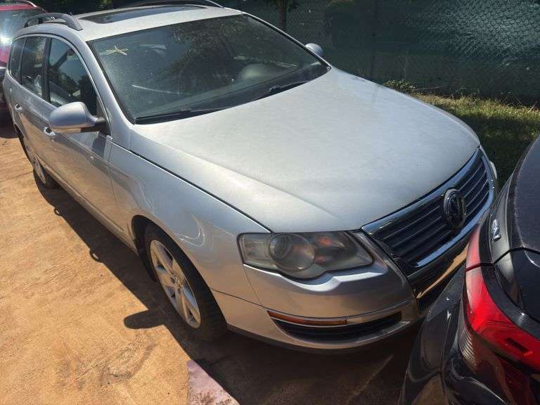 2008 VOLKSWAGEN PASSAT
