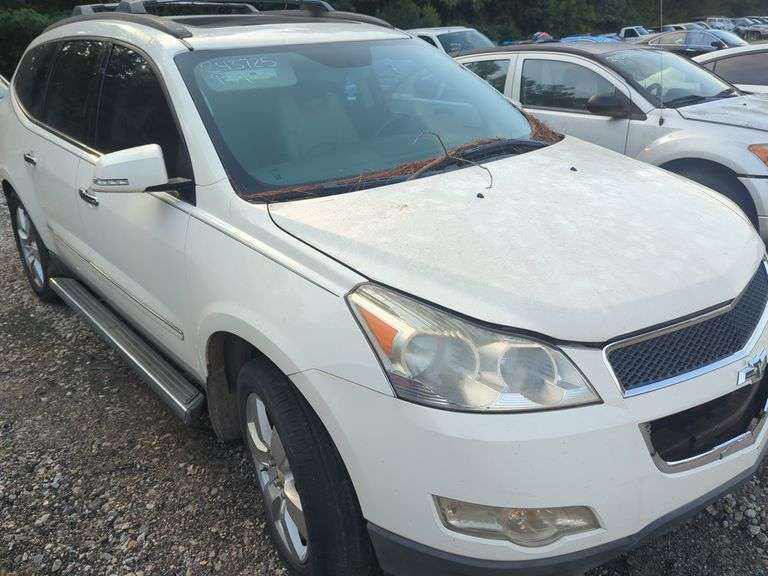 2011  CHEVROLET  Traverse  1GNKRLED7BJ399652
