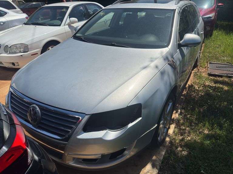 2008 VOLKSWAGEN PASSAT