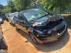 21 Nissan Versa