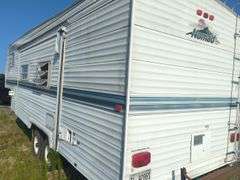 2000  SKYLINE CORPORATION  Nomad  1SN300P28YF002732