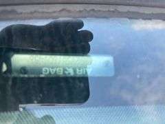1998  LINCOLN  Mark  1LNLM92V5WY601456