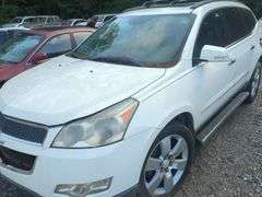 2011  CHEVROLET  Traverse  1GNKRLED7BJ399652