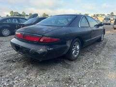 1998  LINCOLN  Mark  1LNLM92V5WY601456