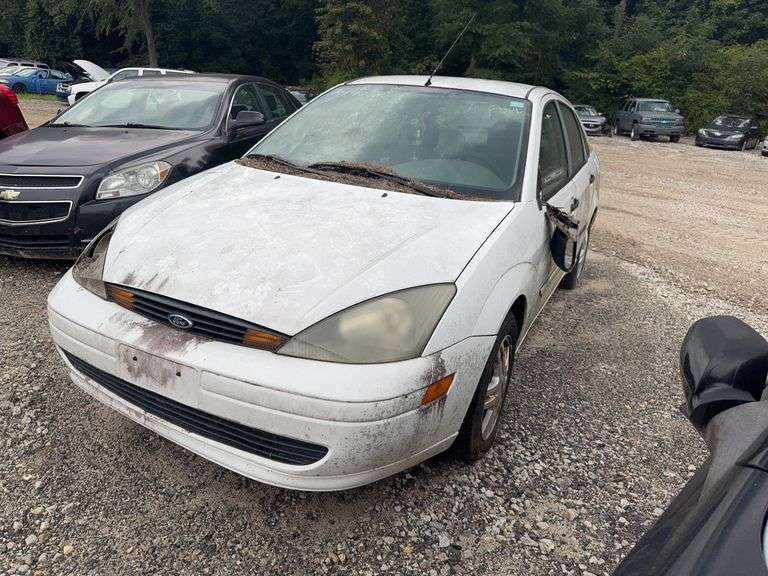 . 2003  FORD  FOCUS  1FAFP34P63W209488