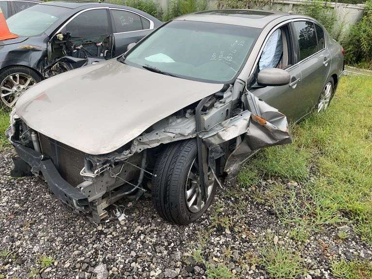 . 2008  INFINITY  G35  JNKBV61E78M211657