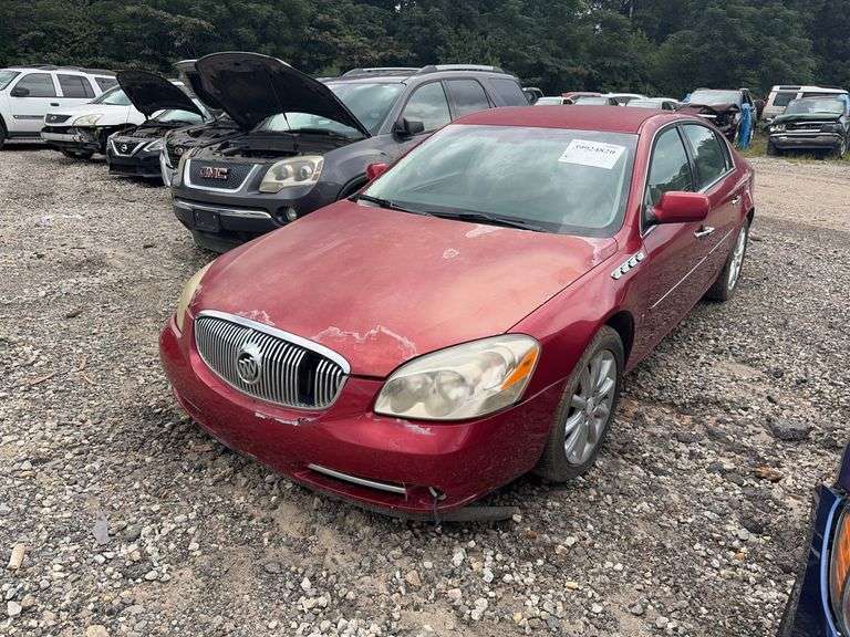 . 2008  BUICK  LUCERNE  1G4HE57YX8U110907