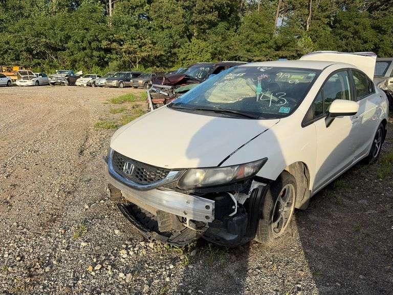 . 2015  HONDA  CIVIC  19XFB2F71FE013747