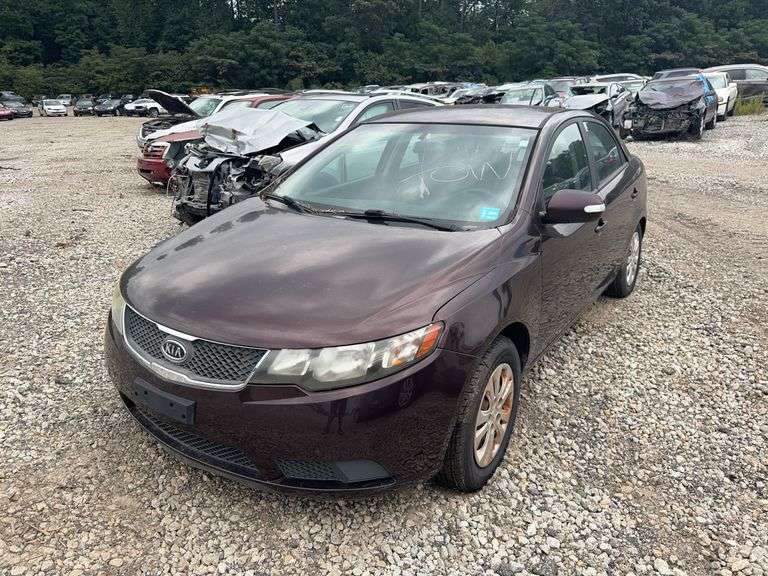 . 2010  KIA  FORTE  KNAFU4A28A5168640