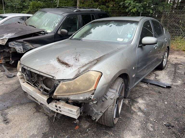 . 2006  INFINITI  M35  JNKAY01F06M265128