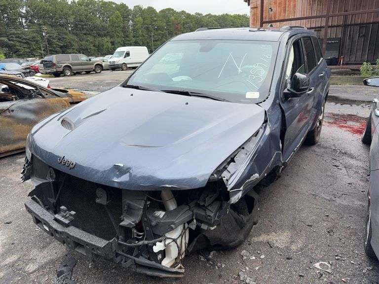 . 2020  JEEP  CHEROKEE  1C4RJFBG9LC106869