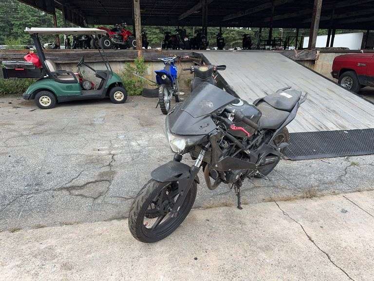 . 2012  Honda  CBR 250 R  MLHMC4106C5201128