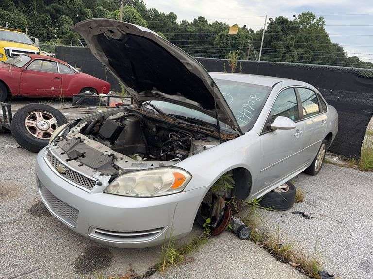 . 2013  CHEVY  IMPALA  2G1WG5E35D1213177