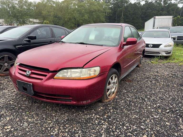. 2002  HONDA  ACCORD  1HGCG56772A036437