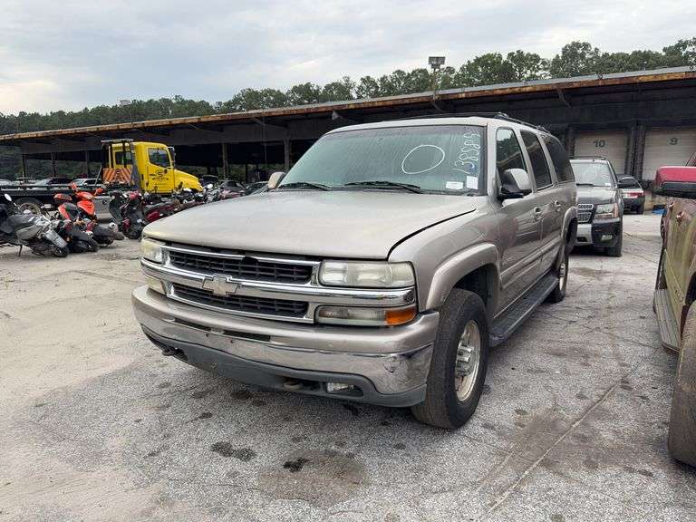 . 2000  CHEVY  SUBURBAN  3GNGK26U9YG168930