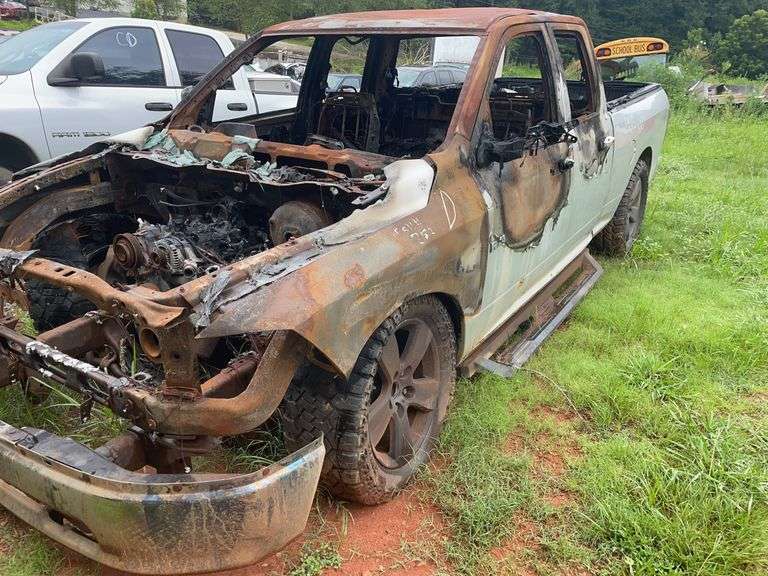 . 2009  DODGE  RAM 1500  1D3HB18P69S800587