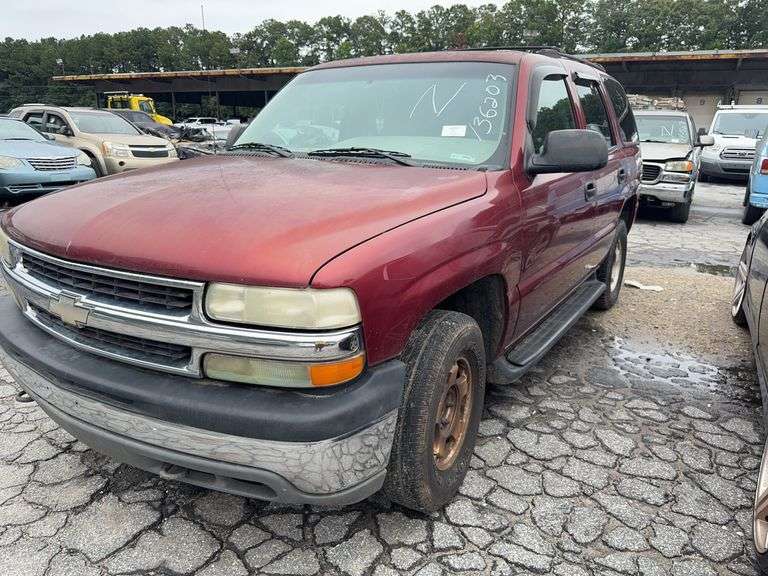 . 2002  CHEVY  TAHOE  1GNEK13ZX2R225094