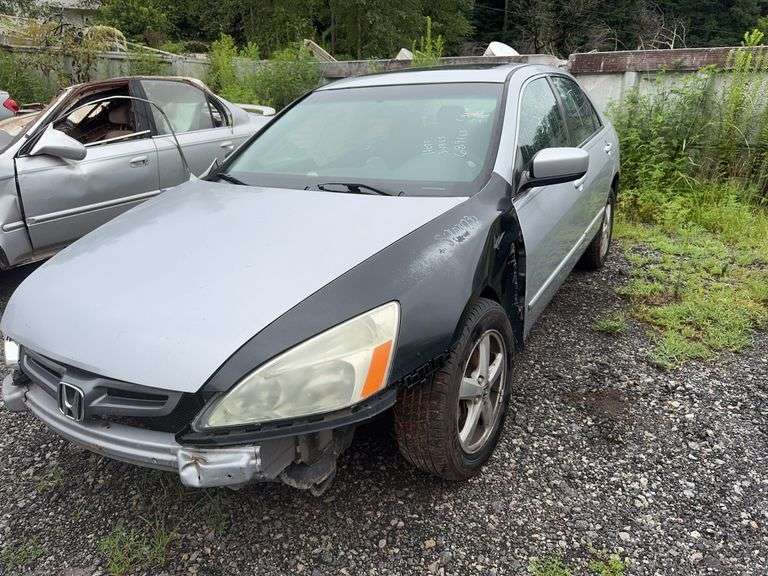 . 2004  HONDA  ACCORD  1HGCM56754A166891