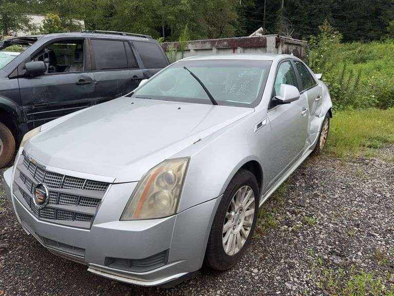 . 2011  CADILLAC  CTS  1G6DA5EY5B0169205