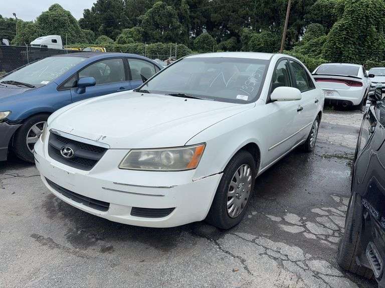 . 2008  HYUNDAI  SONATA  5NPET46C28H329755
