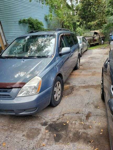 2008  KIA  Sedona  KNDMB233886256408