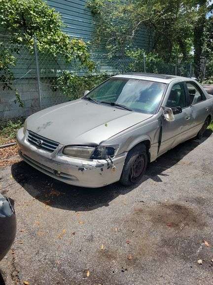 2001  TOYOTA  Camry  4T1BG22K21U777168