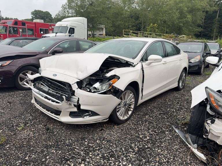 . 2014  FORD  FUSION  3FA6P0HD0ER363618