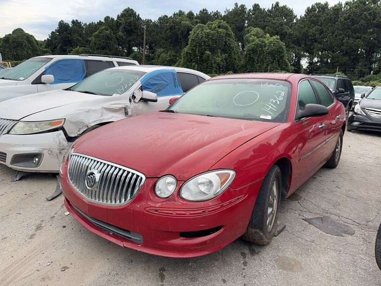 . 2008  BUICK  LACROSSE  2G4WD582X81142496