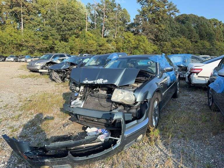 . 2005  CHRYSLER  300C  2C3JA63H85H172418