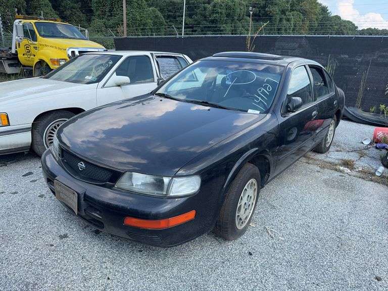 Parts Only! 1995  NISSAN  MAXIMA  JN1CA21D1ST671253