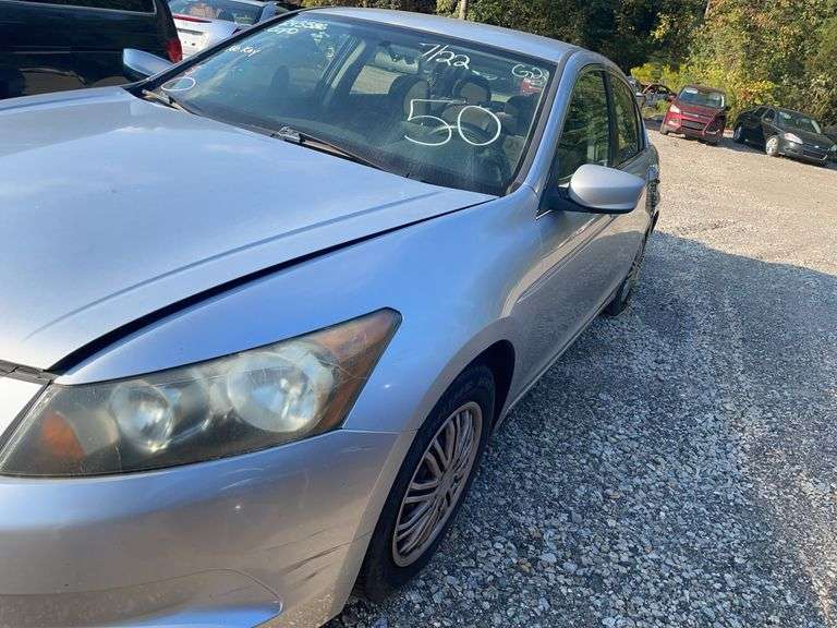 . 2009 HONDA ACCORD 1HGCP26339A028535