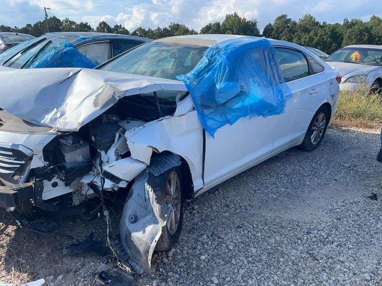 . 2017 HYUNDAI SONATA 5NPE24AF9HH559104