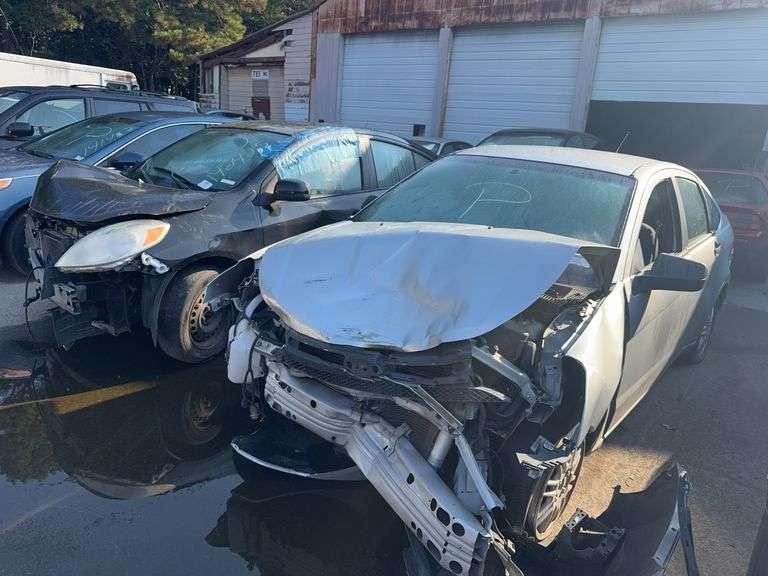 Parts Only. 2010  FORD  FOCUS  1FAHP3FN7AW153790