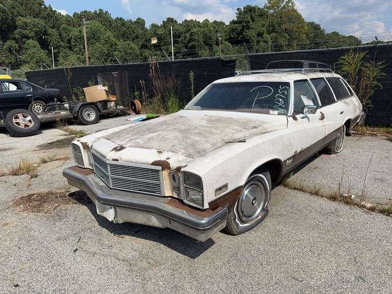 Parts Only. 1977  BUICK  CENTURY      4K35J7H183532