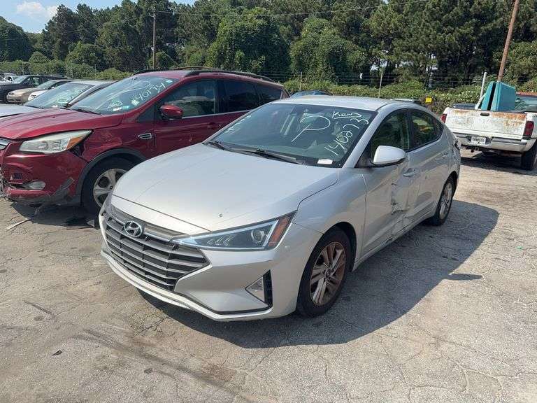 . 2020  HYUNDAI  ELANTRA  5NPD84LF7LH525808