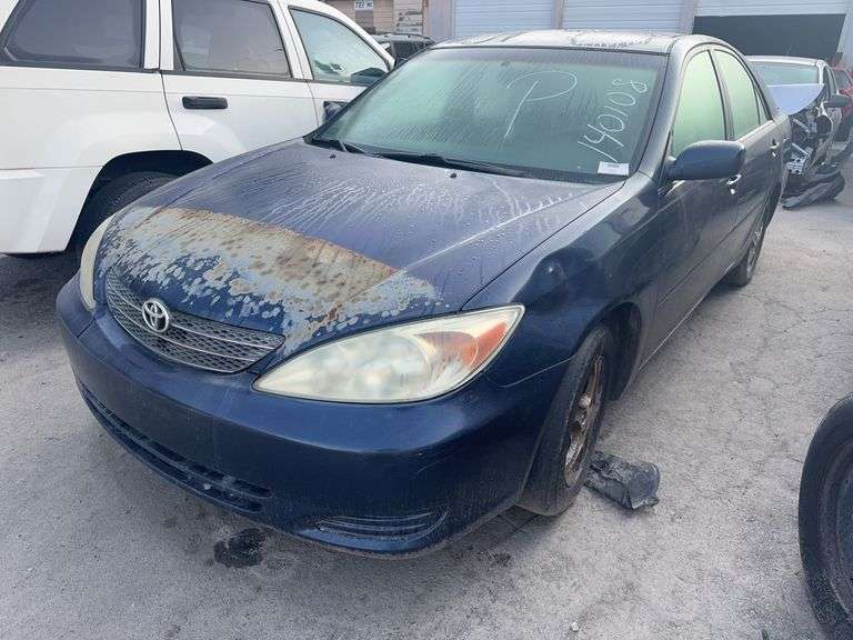 . 2004  TOYOTA  CAMRY  4T1BE32K84U316170