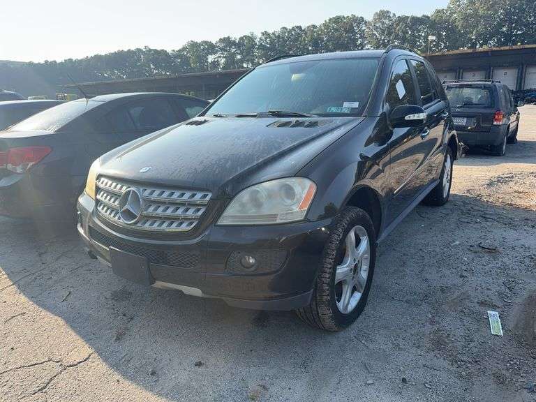 Parts Only 2008  MERCEDES  350  4JGBB86E28A350980